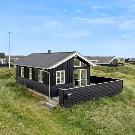 Egino - 90m From The Sea By Interhome