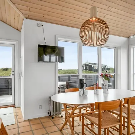 Egino - 90m From The Sea By Interhome Дом отдыха